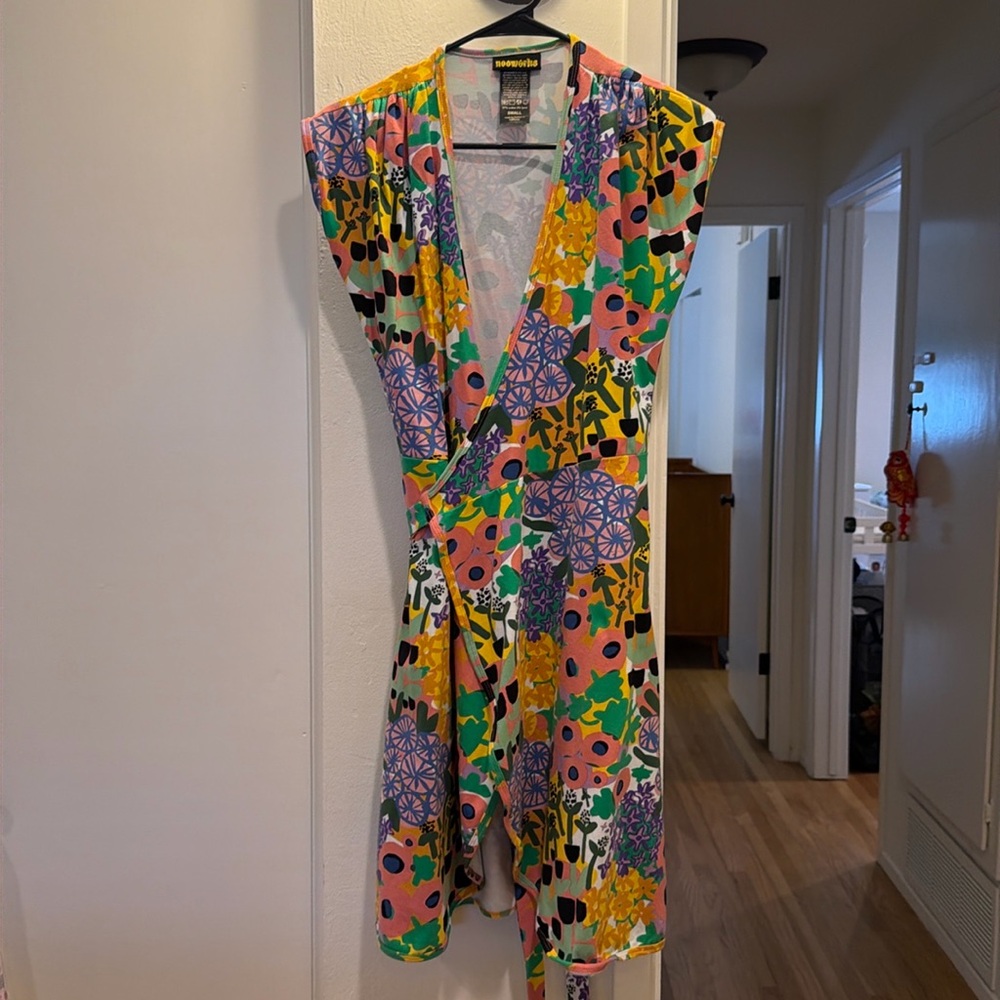 Nooworks wrap dress size s
